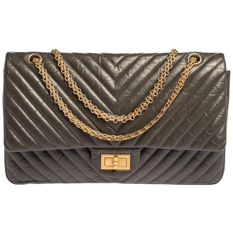 chanel reissue 227 chevron